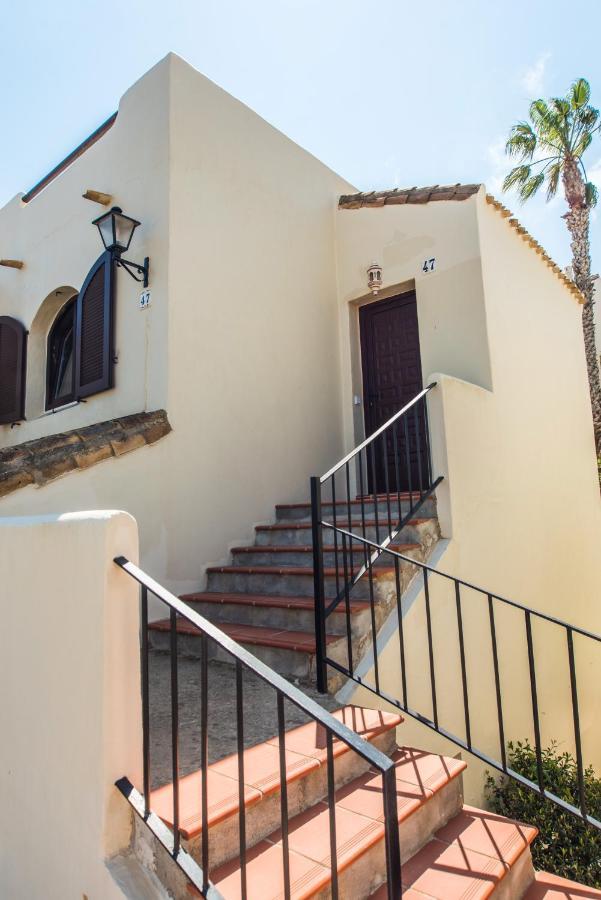 Luxurioese Und Grossraeumige Villa Mit Community Pool, Sicht Auf Das Mittelmeer Sowie Dem Mar Menor, La Manga Club Atamaria Exterior photo
